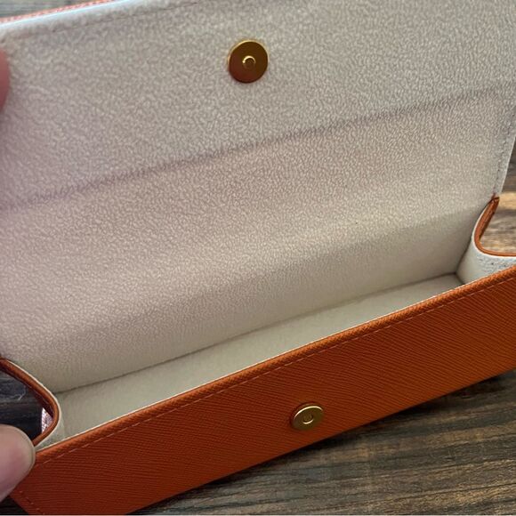 Tory Burch Burnt Orange Leather Eyeglass/Sunglass Case ONLY with Snap - Picture 4 of 4